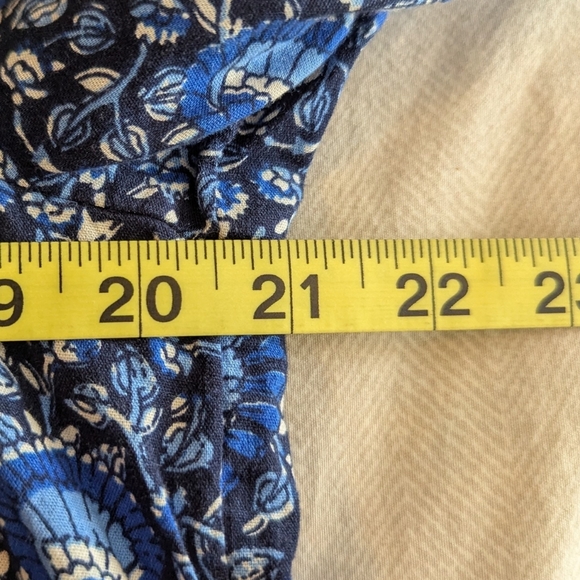 Old Navy Puff-Sleeve Printed Mini Swing Dress in Blue Blossoms l Size Large - Picture 9 of 9
